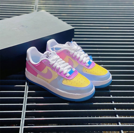 nike color changing airforce