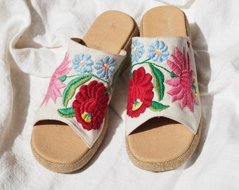 Hand-Embroidered Wedges Shoes Hungarian Kalocsa