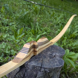 Traditional Recurve Bow 63&quot; - Bamboo Backing