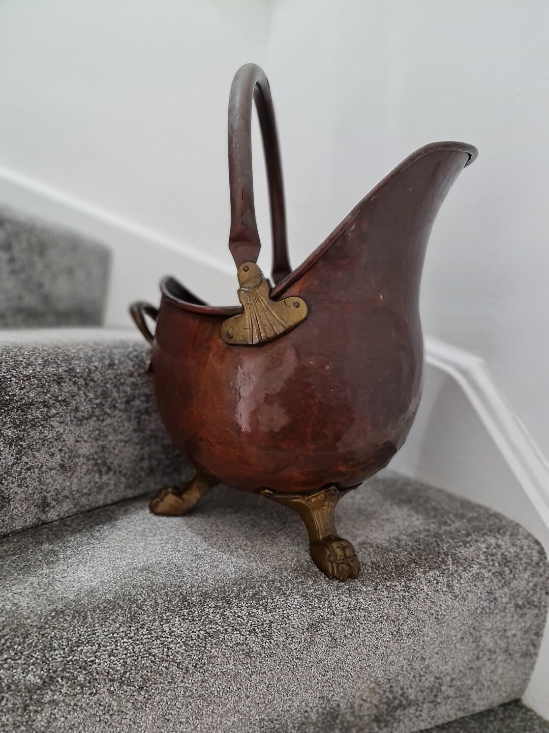 Vintage Heavy Copper Fireplace Scuttle Coal Bucket W/handle & Clawfoot