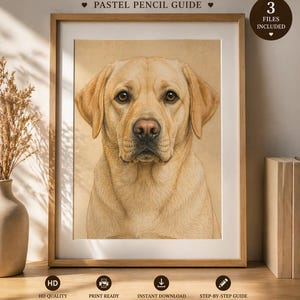 Può includere: Una guida a matita pastello incorniciata con un ritratto dettagliato di un Labrador Retriever. L'opera d'arte è in una cornice di legno e include il testo "LABRADOR RETRIEVER" e "PASTEL PENCIL GUIDE". Il testo aggiuntivo indica qualità HD, formato A4 pronto per la stampa, download immediato e guida passo passo.
