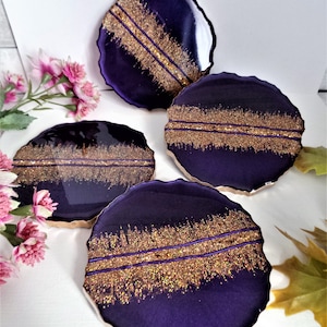 Violet round geode shape resin coasters set of 4 with gold glitter