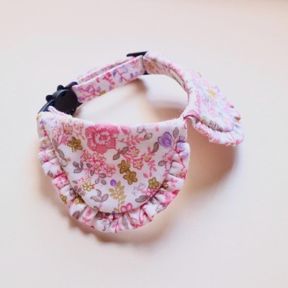 Personalized Tiny Flower Cat Collar, Embroidered Name Collar, Pink Cat Collar, Unique Personalized Cat Gift, Cute Pet Collar, Gift for Cat
