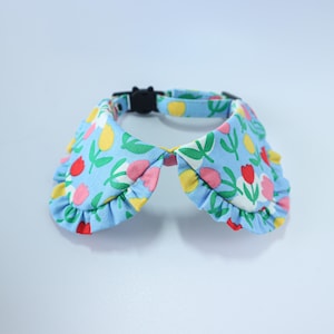 Tulips Shirt Style Cat Collar, Tiny flowers cat collar, Personalization with Name Embroidered , Cat gifts, Gift for cat lovers