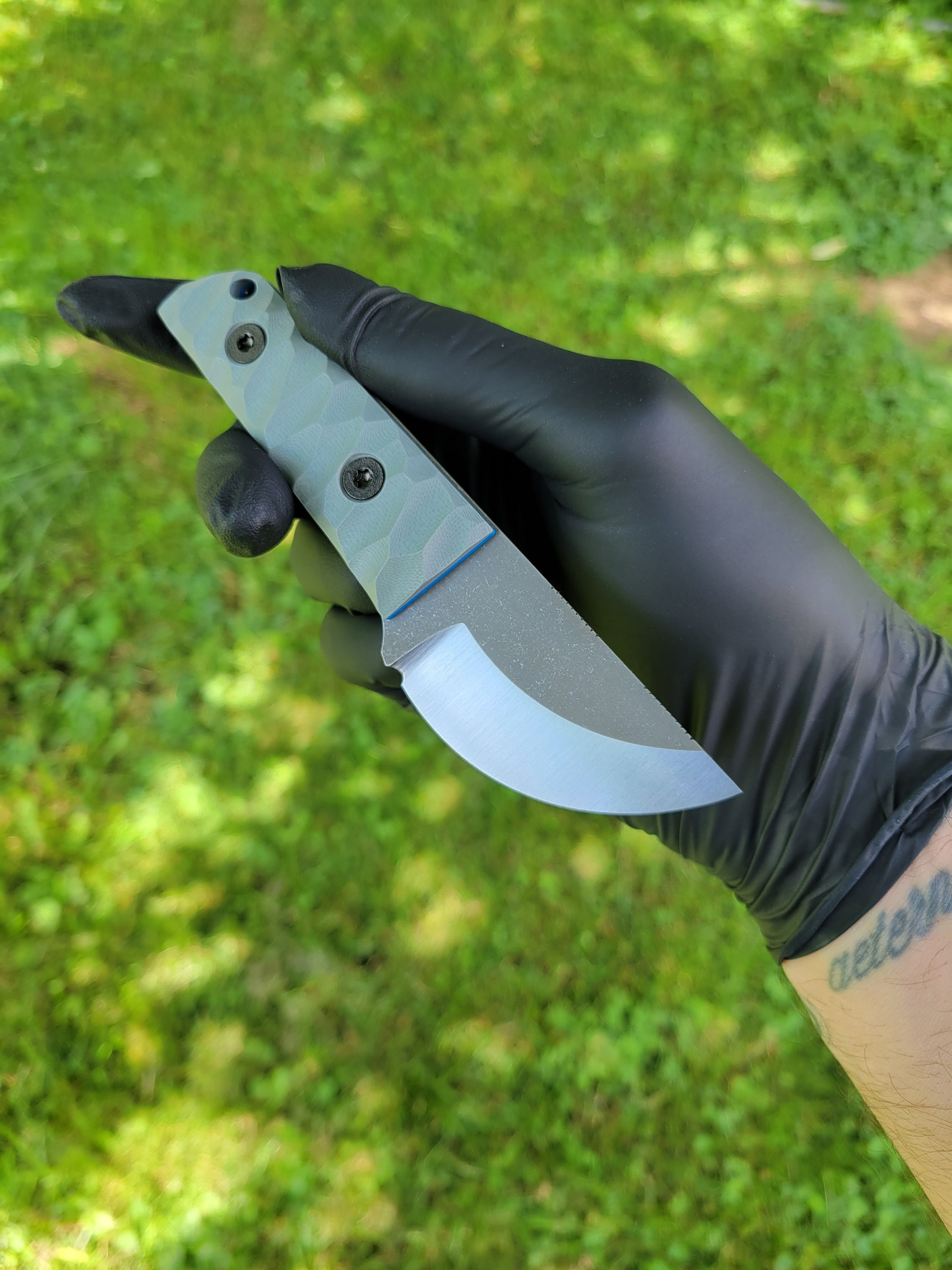 Drop Point Bonepicker in CPM MAGNACUT With G10 Handle Scales 