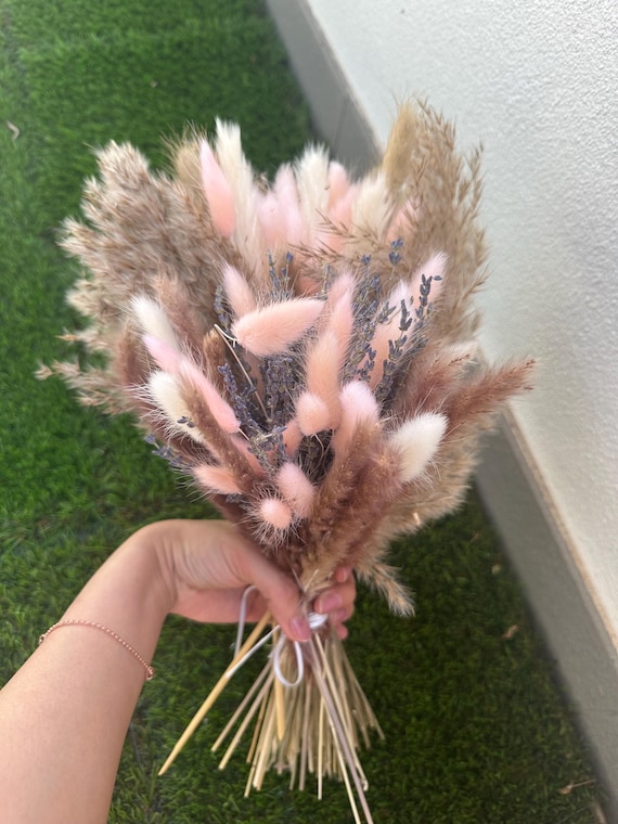 Pampus and bunny tail bouquet