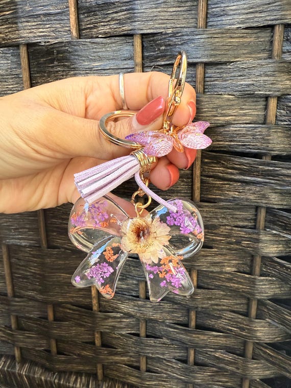Resin flower keychains
