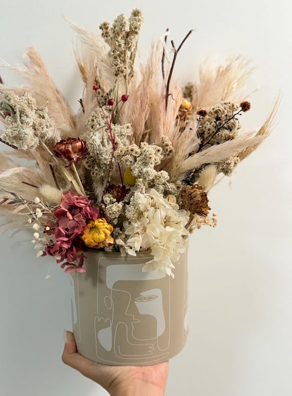 Dried and Preserved flower with Vase