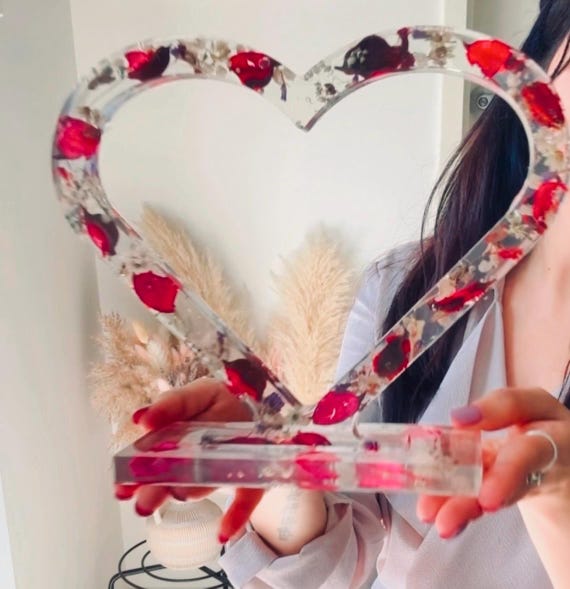 Rose petals in Heart Shape Resin Keepsake