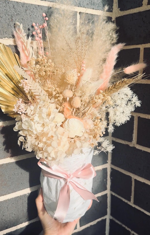 Dried and Preserved flower with Vase