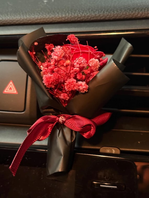 Dried flower car air purifier