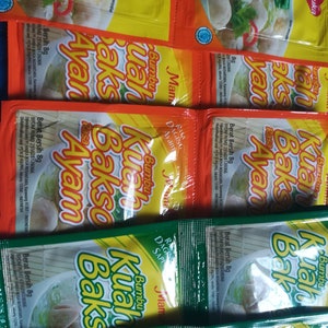 3 misture kuah bakso (molho de almôndega)