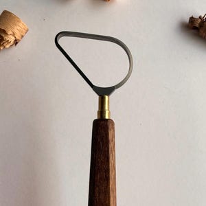 Tårdroppeformad keramiktrimmer - Volframkarbidblad | Handgjord professionell lertrimmer | Edge-serien