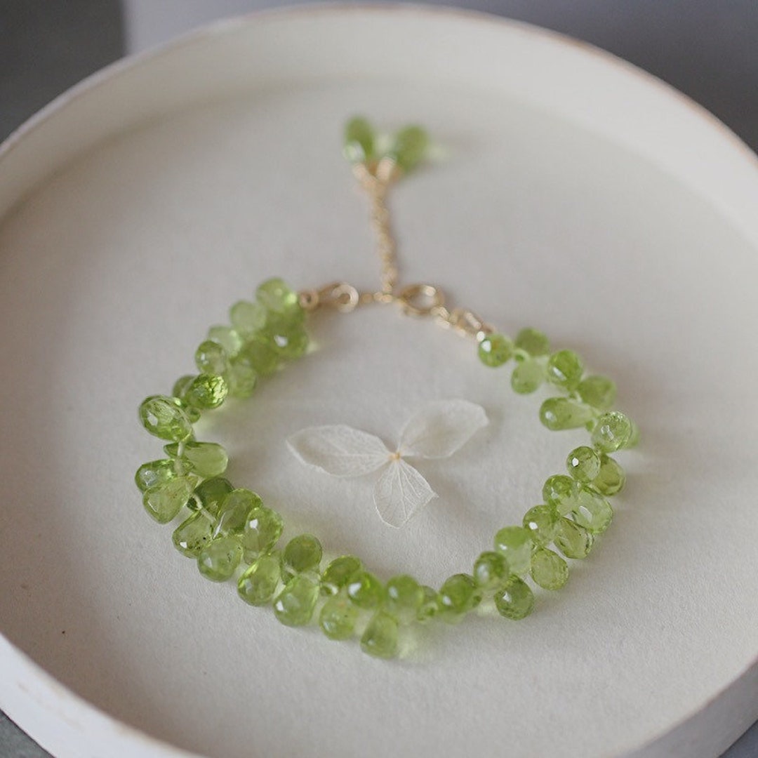 Peridot 14k Gold Bracelet, Peridot Water Droplets Bracelet by Mozaiku