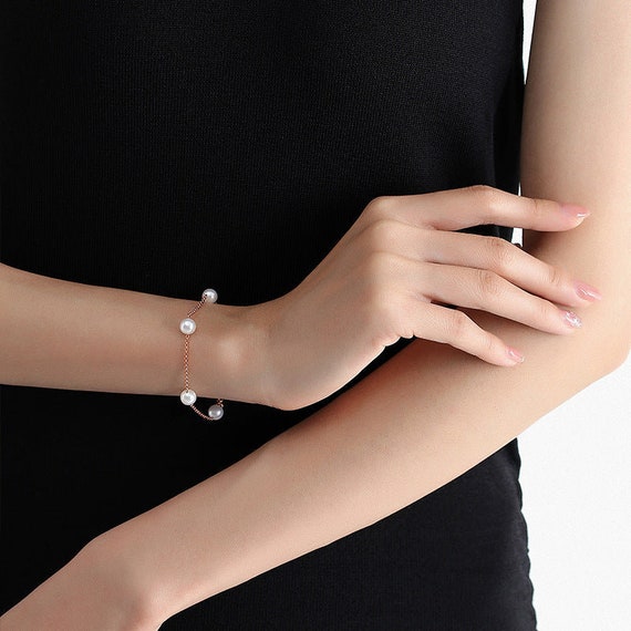 White Hanadama Japanese Akoya Pearl Bracelet, 8.0-8.5mm - Pure Pearls