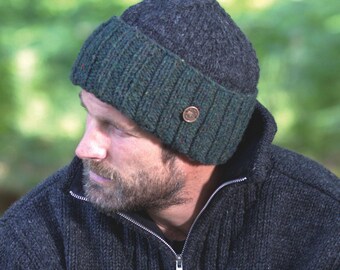Gorro de lana tejido a mano Watchman: forrado de felpa, con dobladillo en contraste, gorro de invierno unisex.