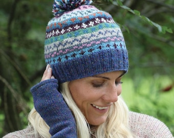 Handgestrickte Fair Isle Bommelmütze - Mit Fleece gefütterte Wintermütze