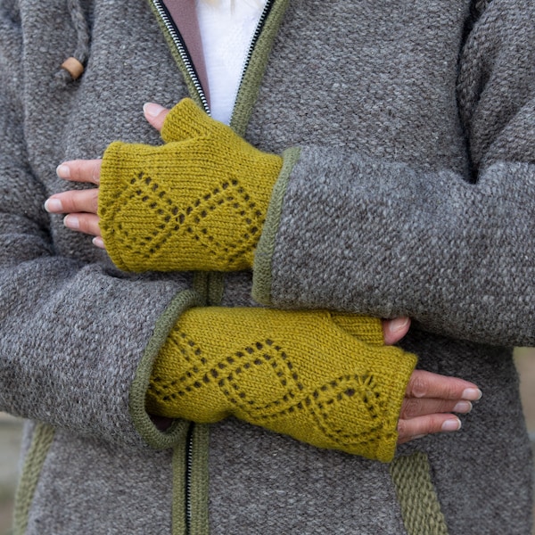 Women's Hand Knitted Open Diamond Handwarmer, Fingerless Gloves, Wristwarmers, 100% Pure Wool Fine Knit, Fair Trade, Fleece Lined
