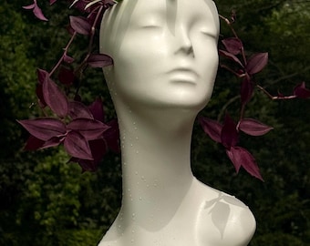 Upcycled Mannequin Head Planter with Spider Plant – Pearl White Salon Decor