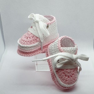 Handgefertigte Baby Booties, das perfekte Geschenk zur Mutterschaft