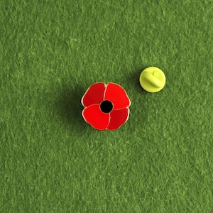 Remembrance Day Poppy Pin
