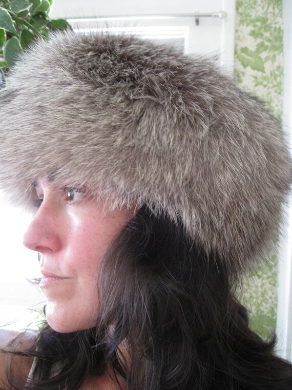 Real silver fox fur hat - image 4
