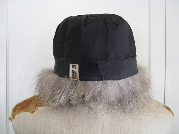 Real silver fox fur hat - image 3