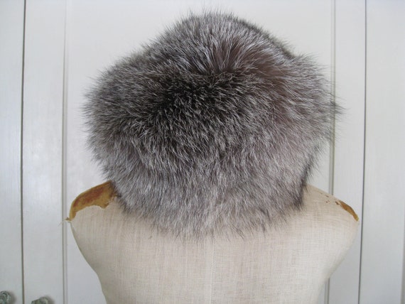 Real silver fox fur hat - image 2
