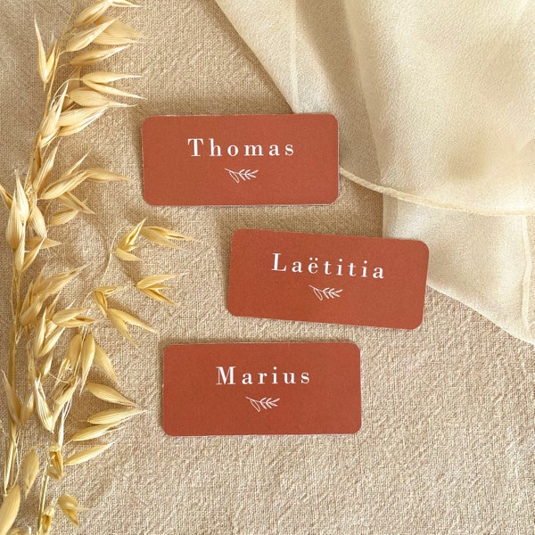 Etiquettes personnalisées « terra cotta », étiquettes prénoms invités mariage, marque-places invités