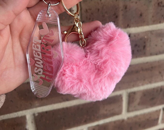 Retro Motel Keychain: Sweetheart Valentine Gift