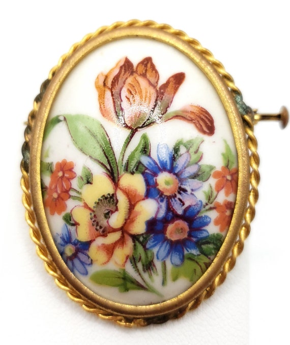 Porcelain limoges brooch Gem