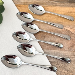 Set di 6 cucchiaini da tè vintage in acciaio inox Sheffield, modello Old English.