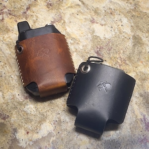 Leather Pouch for Shure GLXD1+ / GLXD14+ / GLXD14R+ / GLXD16+ / GLXD24+ / GLXD124R+ Wireless Transmitter – Handmade Holster for Guitar Strap