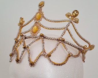 Magnificent crown, inspired by Kosem Sultan and ottoman jewelry. Royal outstanding tiara, looks powerful on anyone's head. Fantasy crown
