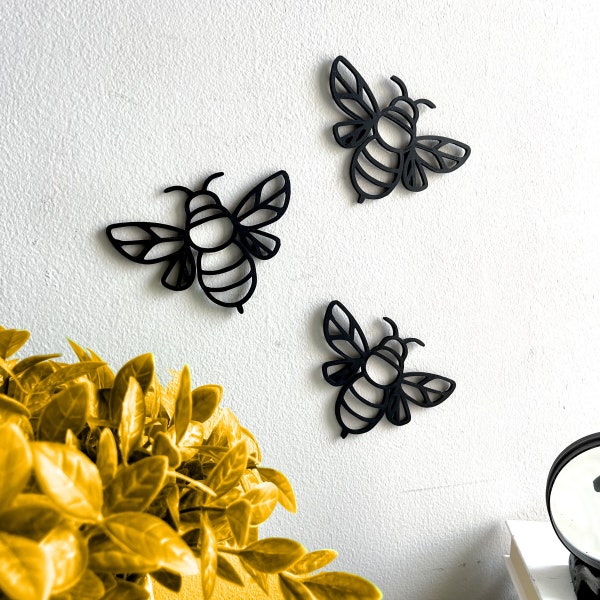 Cute Small Bees, Bee Decor, Bumble Bee Decor, Farmhouse Honey Bee Honey Comb Decor, Beehive Decor, Bee Wall Decor