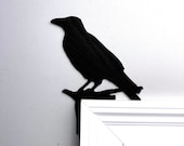 Black Crow Door Topper, Raven Crow Decor, Halloween Decor, Black Crow Door Corner Decor, Spooky Halloween Decoration, Bird Door Sitter