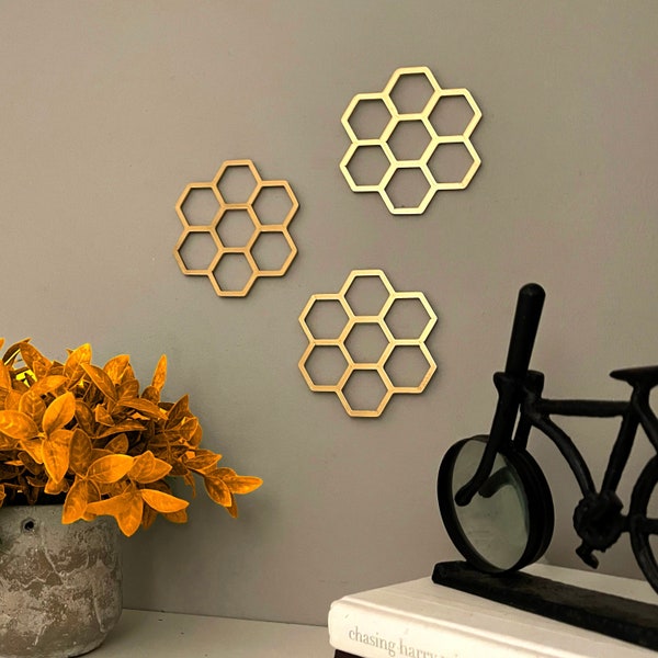 HoneyCombs Signs Set of 3 Wall Decor, Bumble Bee Decor, Bee Kitchen Decor Decoration, Bee Hive Honey Comb Decor, Farmhouse Decor