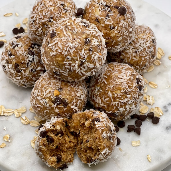 Peanut Power Poppers - Creamy Peanut Butter Energy Balls with Crunchy Cocoa Nibs