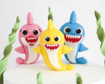 Adorno para tarta de tiburón bebé en fondant con algas marinas, adornos comestibles para tartas bajo el mar para fiestas de cumpleaños de bebés y niños