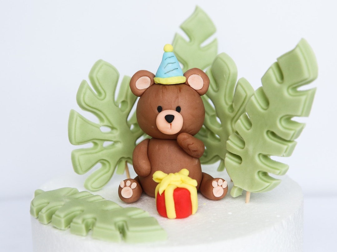 Brown Teddy Bear Cake Topper Fondant With Leaves Options, Edible Cake ...