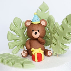 Brown Teddy bear Cake Topper Fondant with Leaves Options, Edible Cake Decorations for Baby and Kids Birthday party