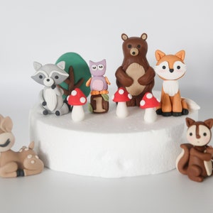 EXTENDED Woodland Animal Cake Topper Fondant with Mushroom and Tree, 6 Cute Animals Edible Cake Decorations for Baby and Kids Birthday Party