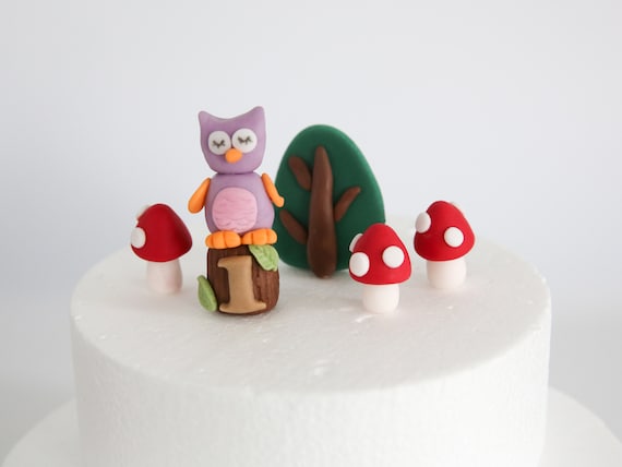 Pin by CBok Imágenes on Animalitos de la selva 1 .  Polymer clay crafts,  Fondant cake toppers, Clay crafts
