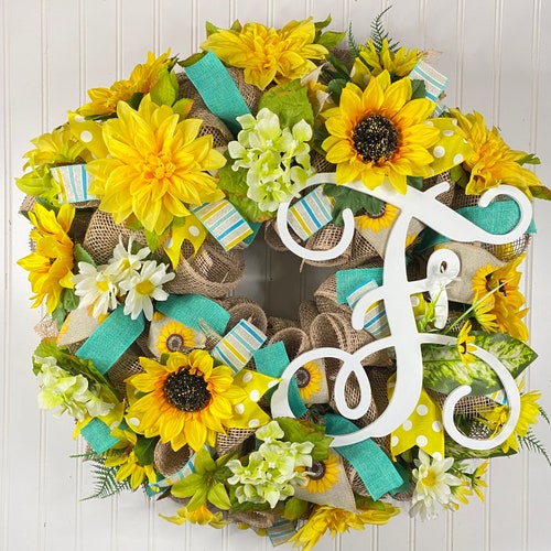 Summer wreath, sunflower front door wreath, monogram wreath, farmhouse home decor, everyday wreath, shops summer wreath with letter