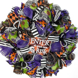 Skeleton Wreath, Halloween Wreath, Halloween Swag, Halloween Decor, Skelton Swag, Halloween Decorations For front door, skull wreath