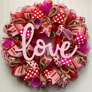 Valentine wreath, valentine wreaths, Valentine’s Day wreath, valentine wreaths, Valentine’s Day wreath for front door, heart wreath, door