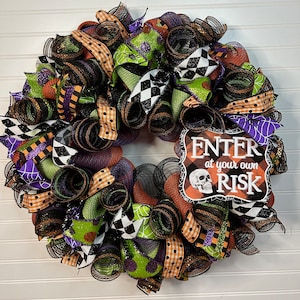 Skeleton Wreath, Halloween Wreath, Skull Wreath, Halloween Door Wreath, Halloween Decorations