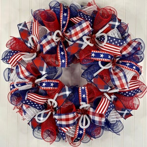 Patriotic wreath, patriotic wreaths, mesh patriotic wreath, Memorial Day wreath, 4th of July wreaths for front door, July 4th wreath