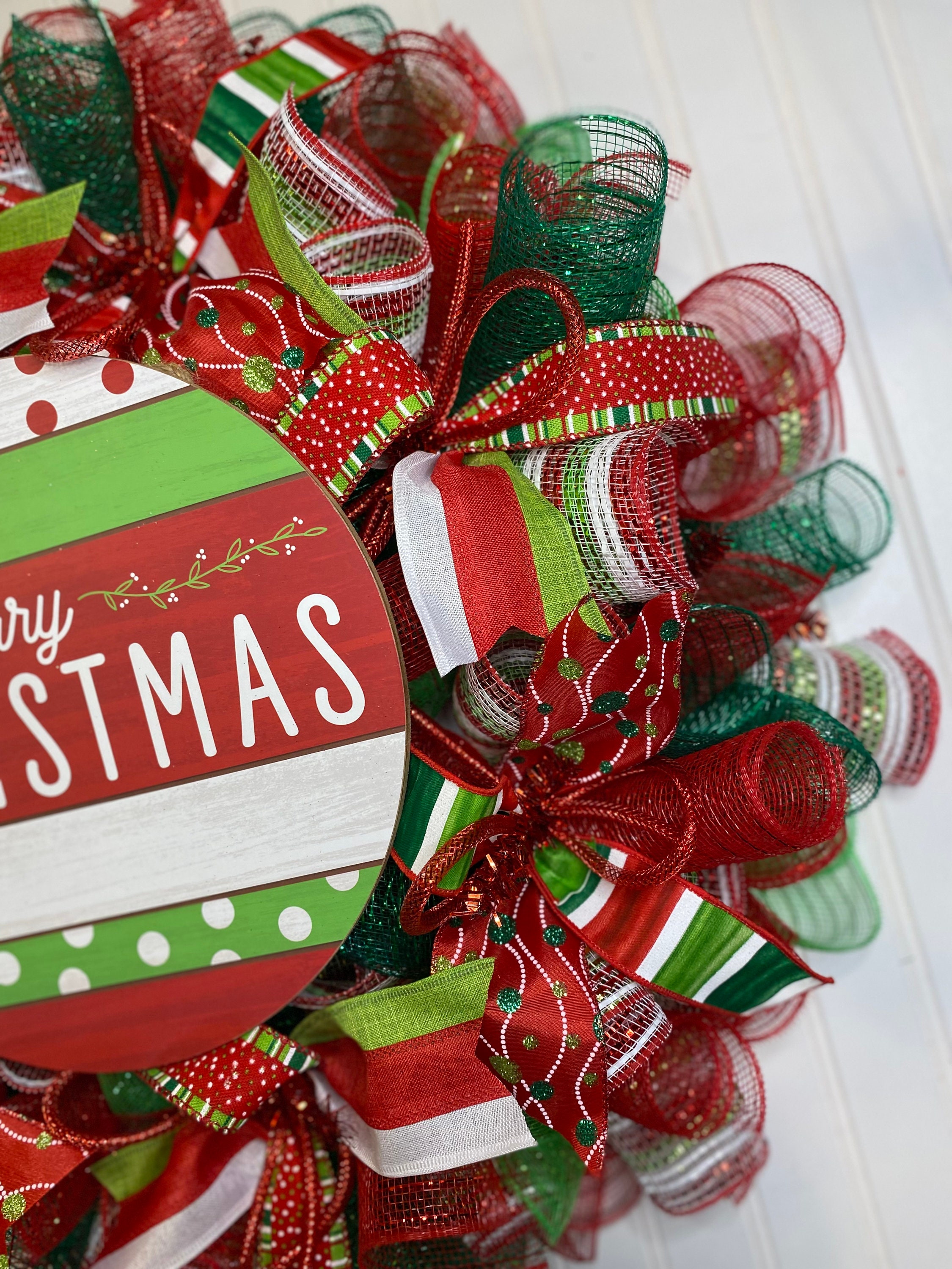 Red and Green Christmas Wreath, Deco Mesh Ribbon Wreath - Etsy