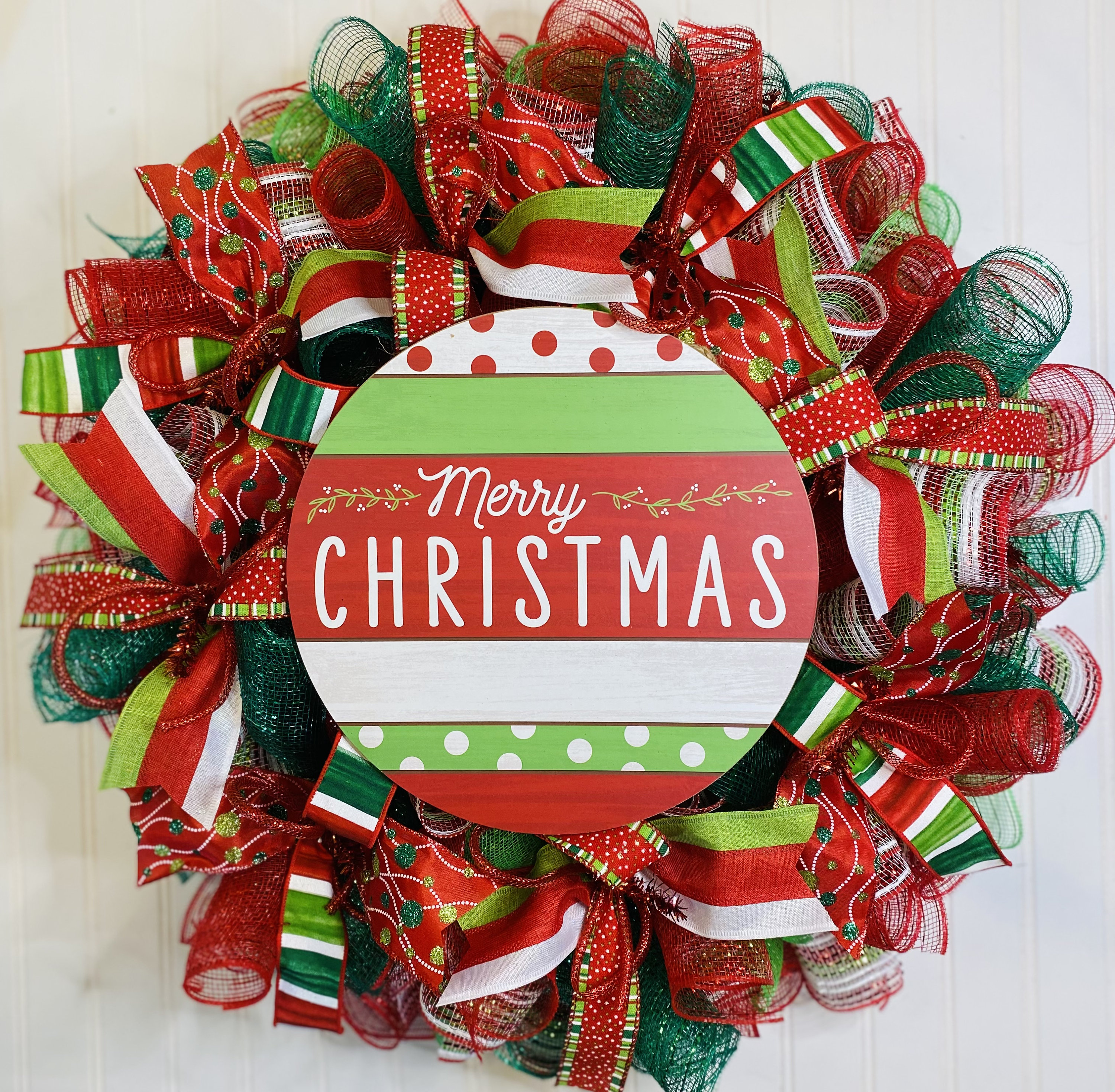 Red and Green Christmas Wreath, Deco Mesh Ribbon Wreath - Etsy